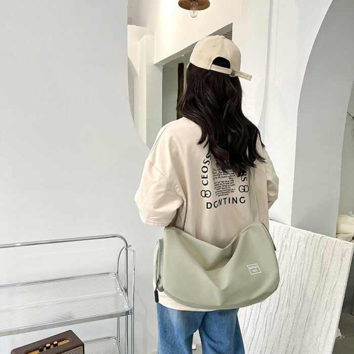 Fashion Casual Nylon Sports Large Capacity Shoulder Messenger Travel Bag - Image 3