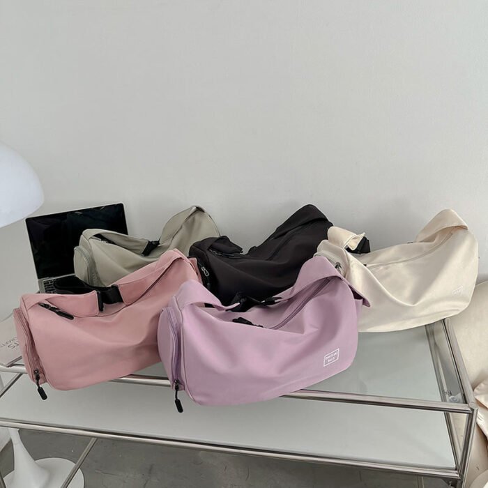 Fashion Casual Nylon Sports Large Capacity Shoulder Messenger Travel Bag - Image 4
